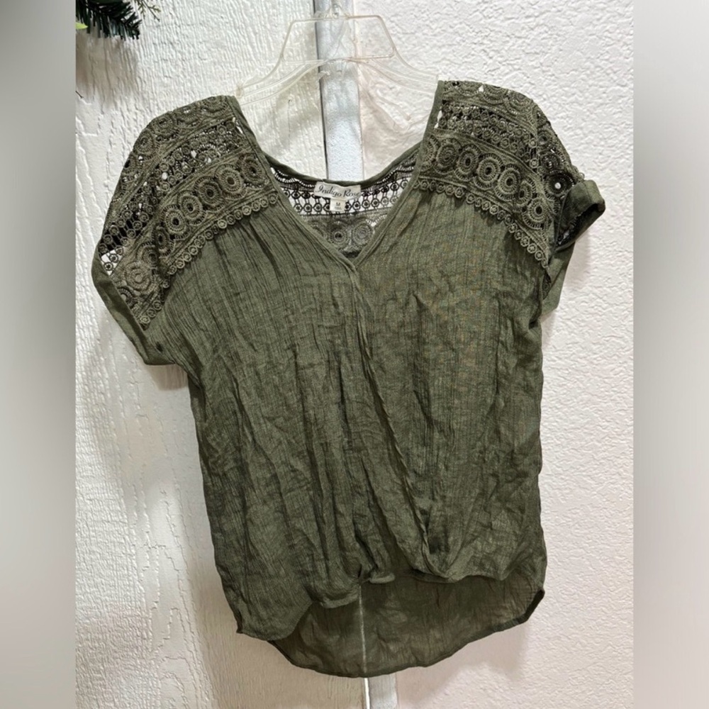 Indigo Rose Women’s M Army Green Crochet Blouse